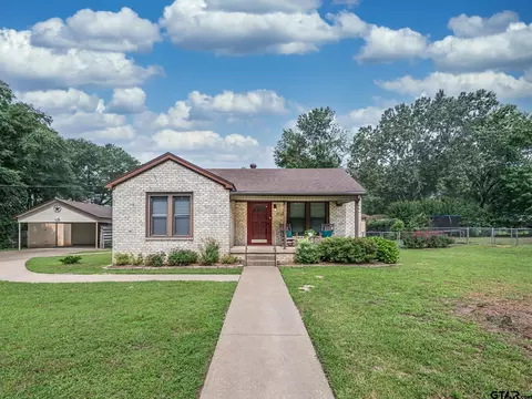 403 Toby Ln, Jacksonville, TX 75766