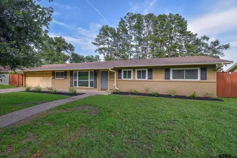 2106 Bernice Ave, Tyler, TX 75701