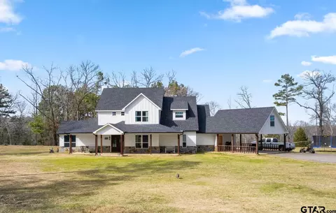 905 An County Rd 3582, Palestine, TX 75803