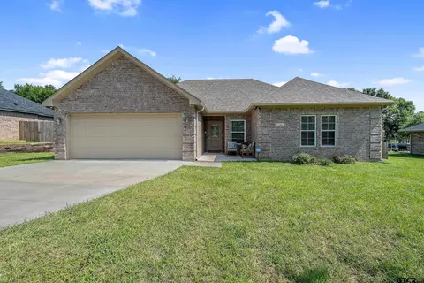 11006 Meadow Crk, Brownsboro, TX 75756