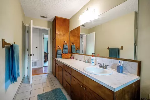 810 E Goode St, Quitman, TX 75783 photo 18