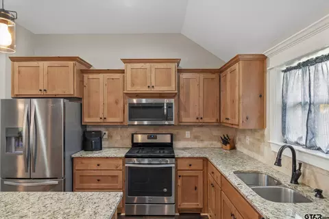 357 Smith Cir, Lindale, TX 75771 photo 20