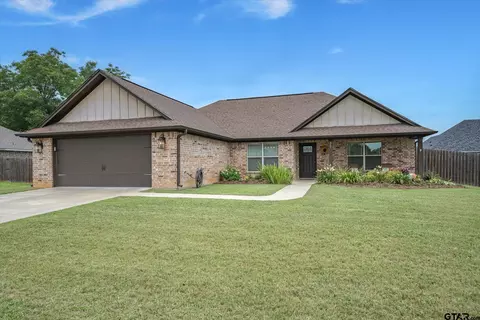 357 Smith Cir, Lindale, TX 75771