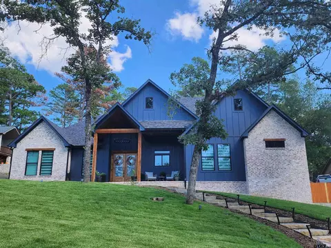 423 Lakeview Dr, Hideaway, TX 75771