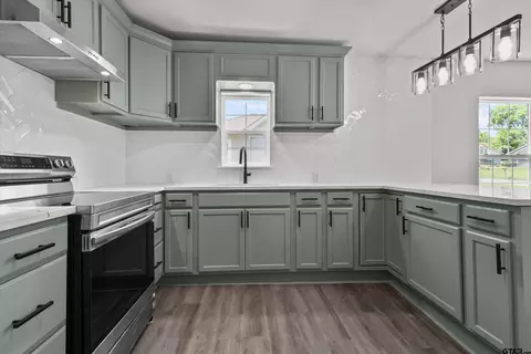 111 E Ceder, Tyler, TX 75702 photo 8