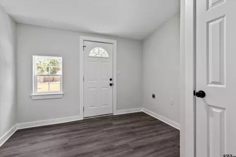 111 E Ceder, Tyler, TX 75702 photo 14