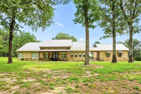22333 Lilly Ln, Bullard, TX 75757
