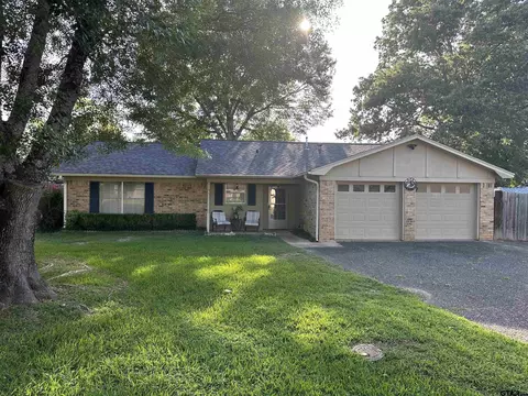 2801 Spruce St, Kilgore, TX 75662