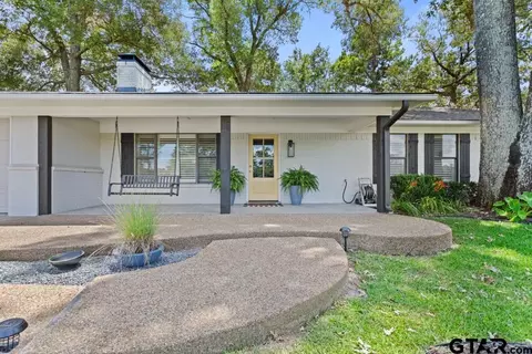 140 Hideaway Ln E, Hideaway, TX 75771 photo 2