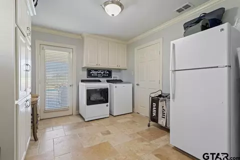 140 Hideaway Ln E, Hideaway, TX 75771 photo 13