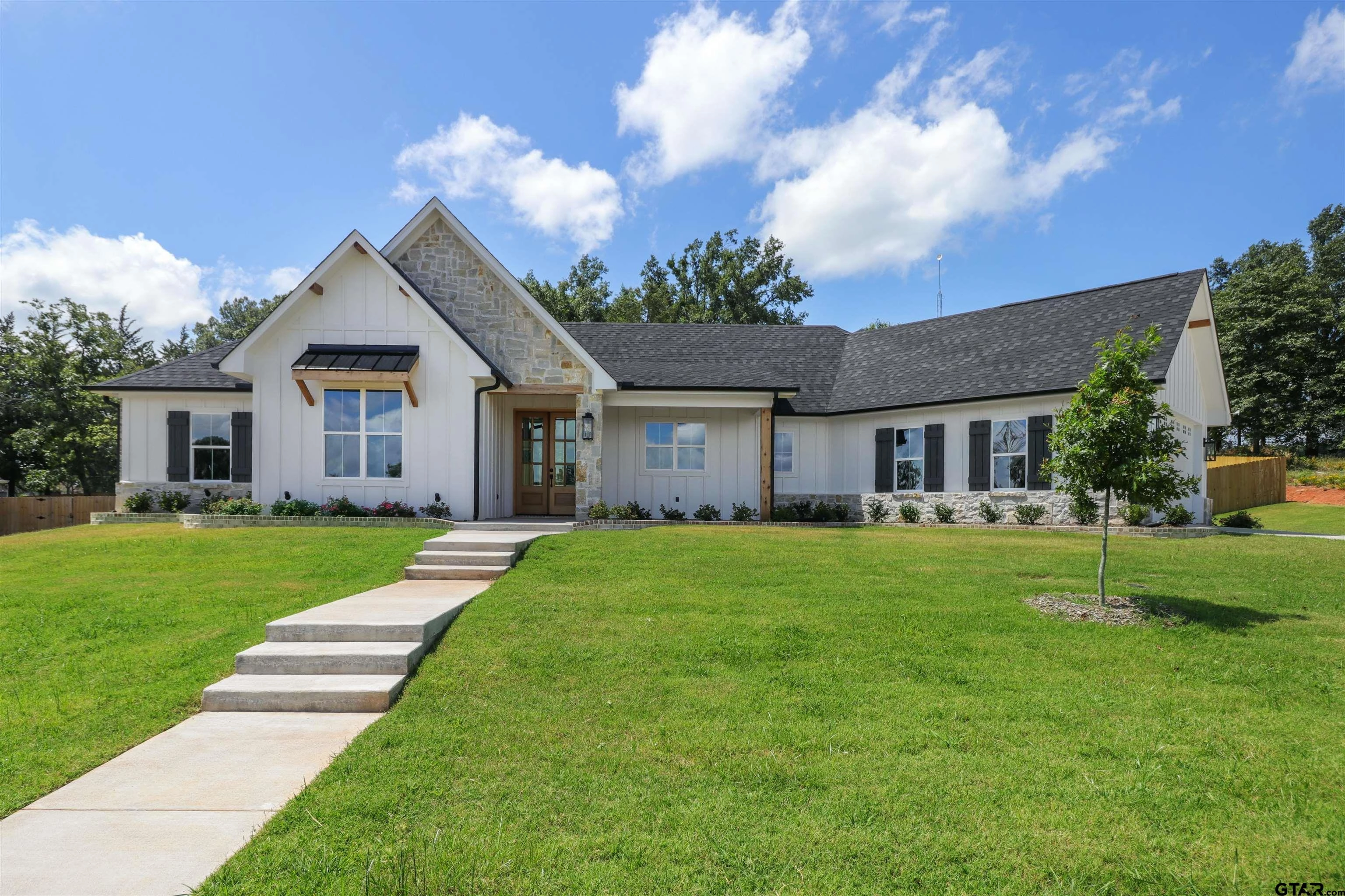 15515 Sugar Rdg Ln  