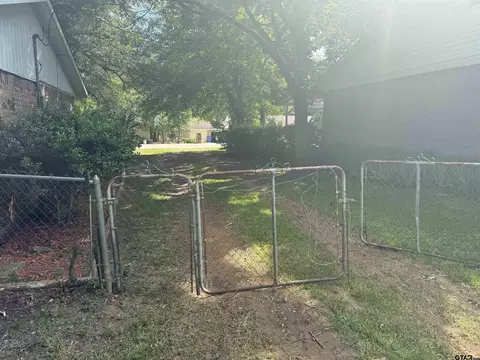 Exterior - 12367 Chapman Rd, Tyler, TX 75708 photo 5 of 7