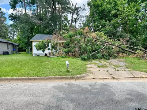 423 S Fenton Ave, Tyler, TX 75702
