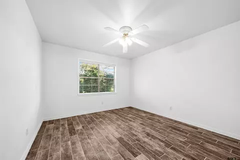 1520 E Devine St, Tyler, TX 75701 photo 11