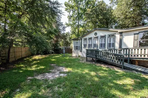 240 E Cedar Ln, Murchison, TX 75778 photo 2