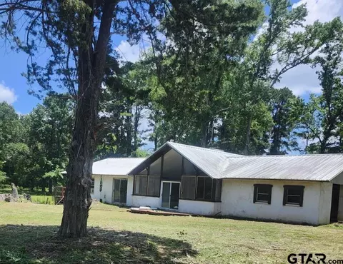 1323 Cr 1322, Rusk, TX 75785