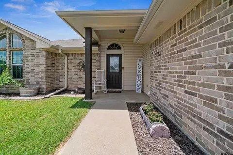 105 Bois D Arc Dr, Bullard, TX 75757