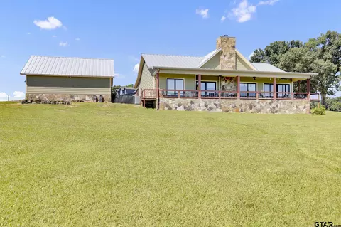 224 Dozier St, Winona, TX 75792