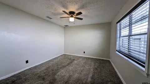 Bedroom - 101 E Beck St, Big Sandy, TX 75755 photo 4 of 4