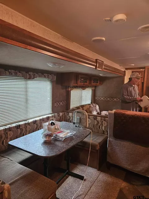 386 Pr 5809, Yantis, TX 75497 photo 7