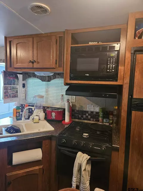 386 Pr 5809, Yantis, TX 75497 photo 8