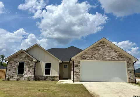 1701 Josh Dr, Whitehouse, TX 75791