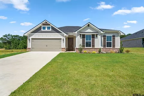 1521 Shug Ln, Lindale, TX 75771