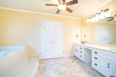 4 Par Ct, Longview, TX 75605 photo 14