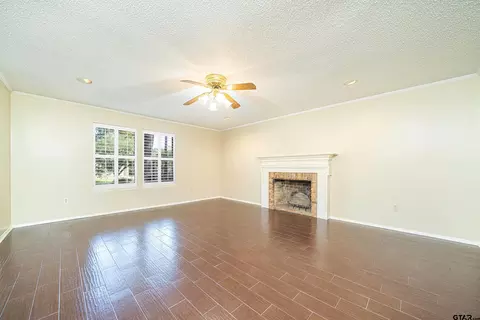4 Par Ct, Longview, TX 75605 photo 9