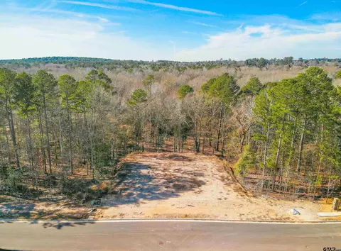 7929 Maple Ln, Tyler, TX 75703