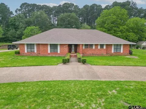 8455 Southland Dr, Tyler, TX 75703
