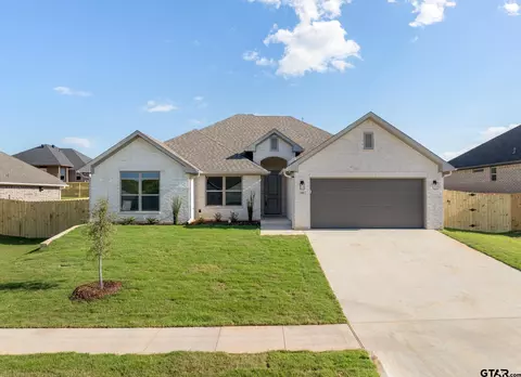 154 August Dr, Bullard, TX 75757
