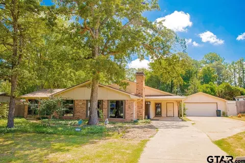 535 Dogwood Ln, Hideaway, TX 75771
