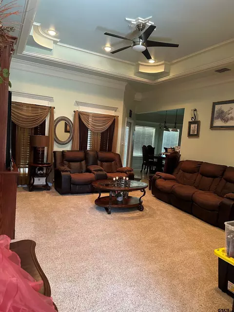7027 Maple Ridge Rd, Tyler, TX 75708 photo 5