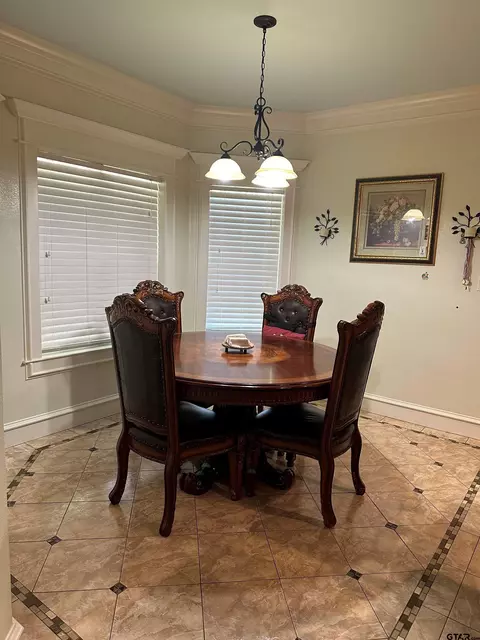 7027 Maple Ridge Rd, Tyler, TX 75708 photo 13