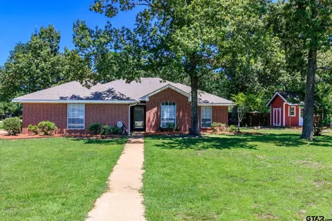 13201 Choice Cir, Lindale, TX 75771