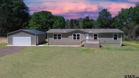 5524 S Cr 407, Henderson, TX 75654
