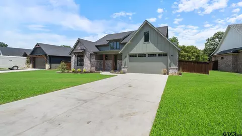 17731 Chaparral Dr, Mabank, TX 75147