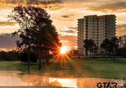 2801 Wexford Dr UNIT 704, Tyler, TX 75709