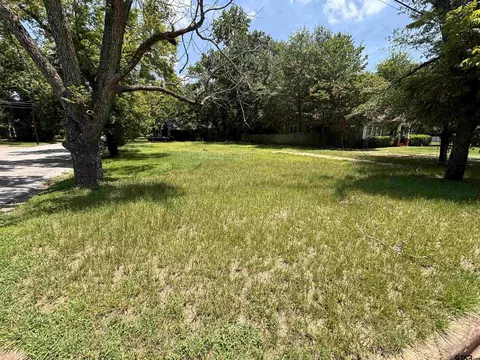 902 Austin St, Jacksonville, TX 75766