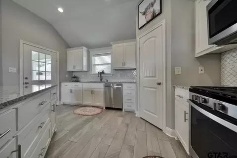 353 Smith Cir, Lindale, TX 75771 photo 18