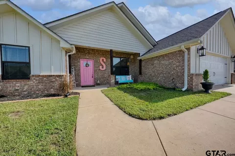 353 Smith Cir, Lindale, TX 75771 photo 3