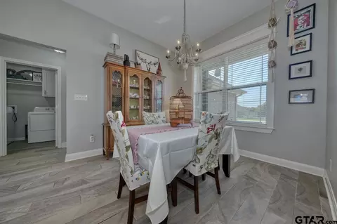 353 Smith Cir, Lindale, TX 75771 photo 11