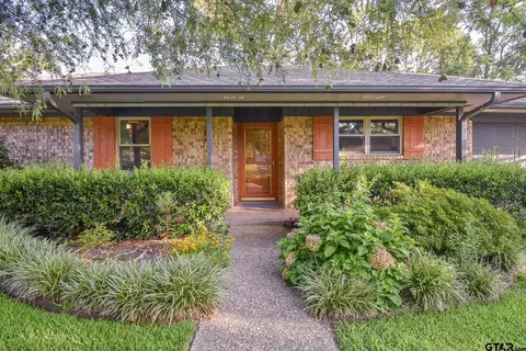 802 W Rieck Rd, Tyler, TX 75703