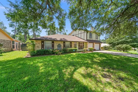 1624 Northridge Dr, Tyler, TX 75702
