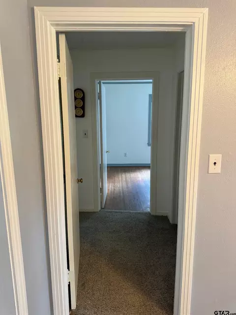210 E Pirate St, Longview, TX 75604 photo 13