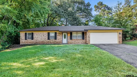 504 Crystal St, Longview, TX 75604