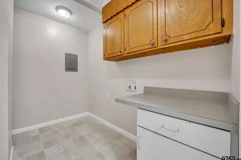504 Crystal St, Longview, TX 75604 photo 10