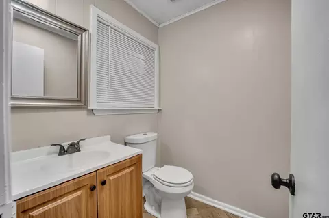 504 Crystal St, Longview, TX 75604 photo 18