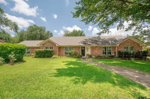 8230 Baylor Dr, Tyler, TX 75703